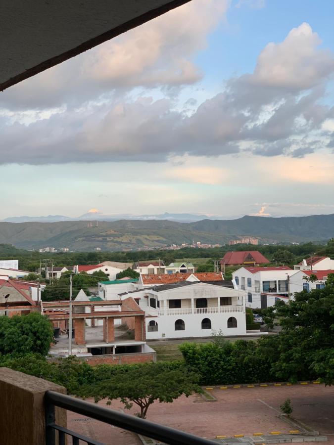 Lujoso Apartamento Hacienda Penalisa Girardot Exteriör bild