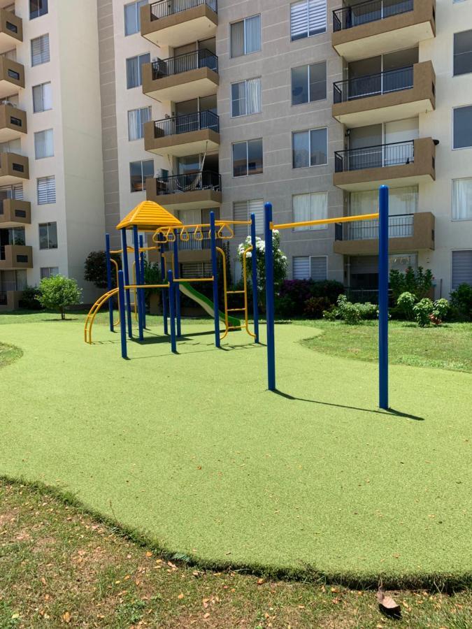 Lujoso Apartamento Hacienda Penalisa Girardot Exteriör bild